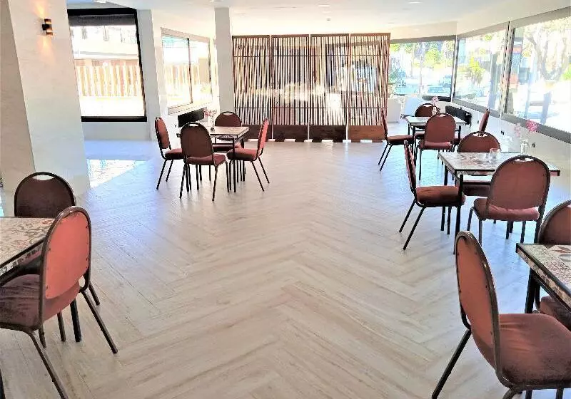 Fotos del hotel 153:  10