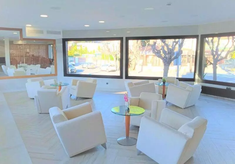 Fotos del hotel 153:  17