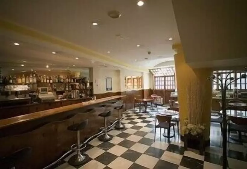 Fotos del hotel Cordón:  5