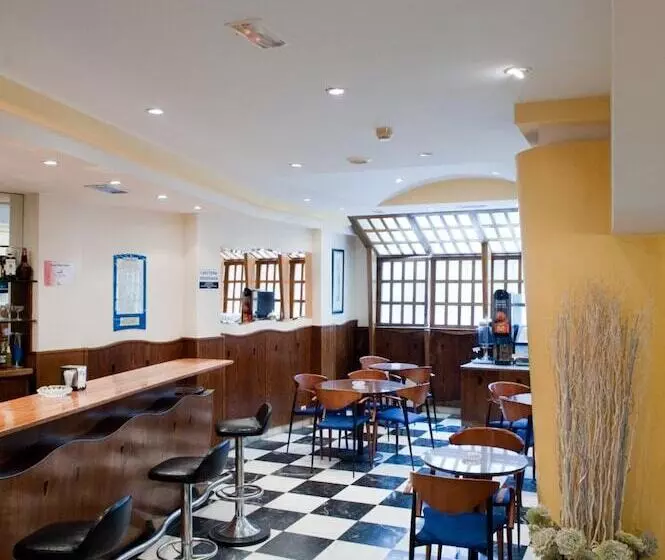 Fotos del hotel Cordón:  11