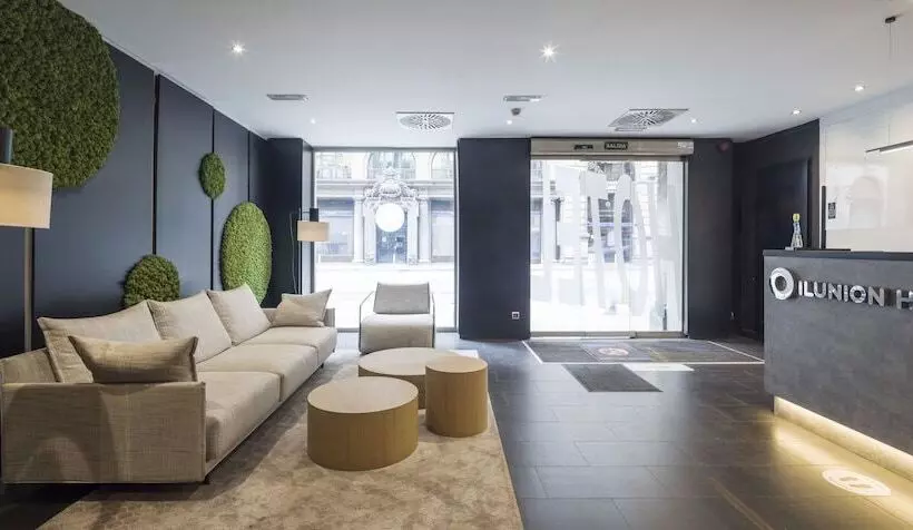 Fotos del hotel Ilunion Almirante:  16