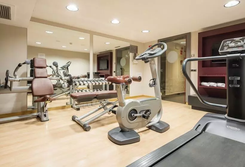 Fotos del hotel Ilunion Almirante:  18