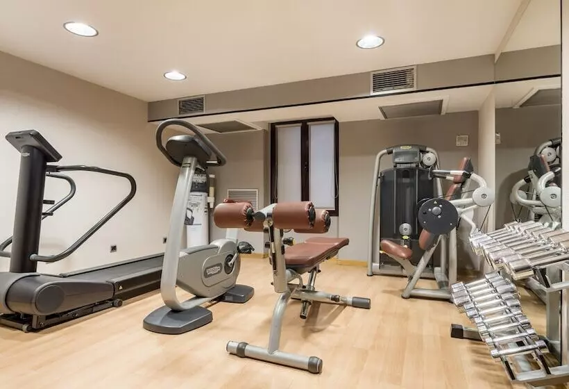 Fotos del hotel Ilunion Almirante:  26