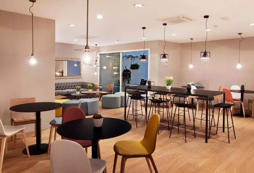 Fotos del hotel One Shot Colón 46:  12