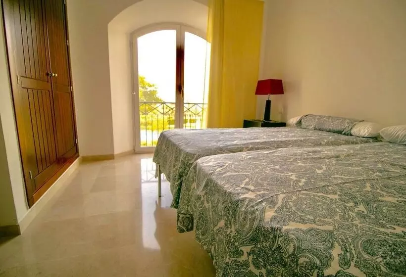 Fotos del hotel Arcos Golf  Cortijo Y Villas:  16