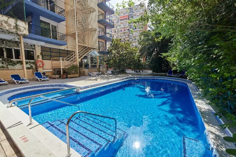 Fotos del hotel Checkin Blanes:  8