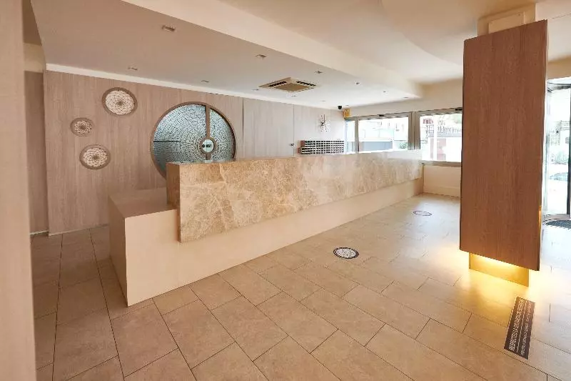 Fotos del hotel Checkin Blanes:  9