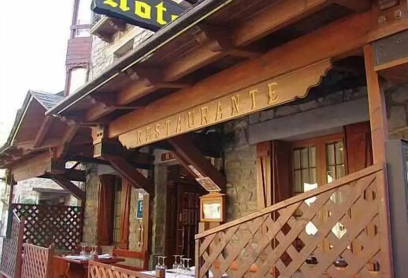 Fotos del hotel Pradas Ordesa:  5