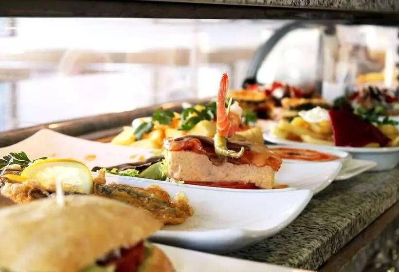 Fotos del hotel Albret:  23