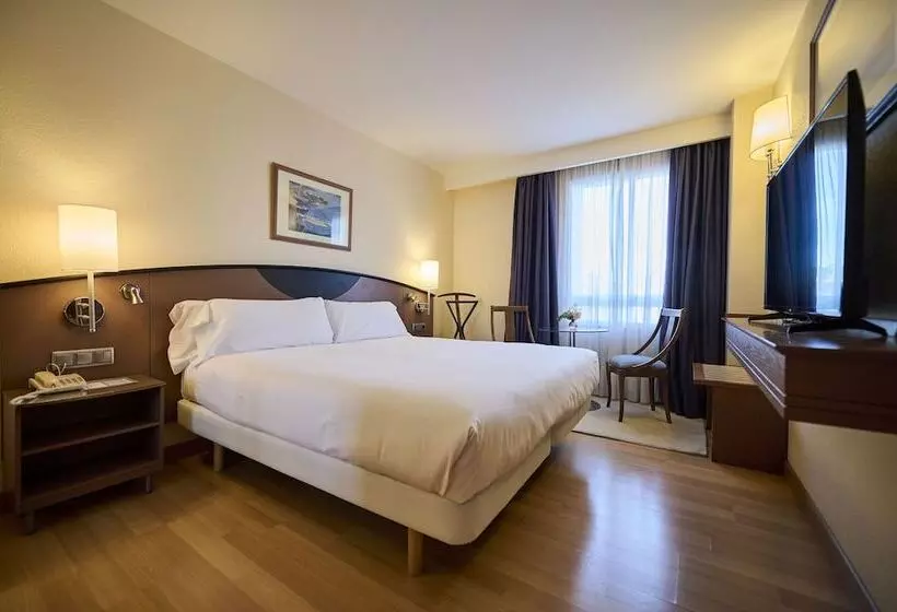 Fotos del hotel Albret:  7