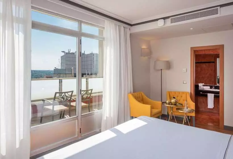 Fotos del hotel Madrid Plaza De España Affiliated By Meliá:  41