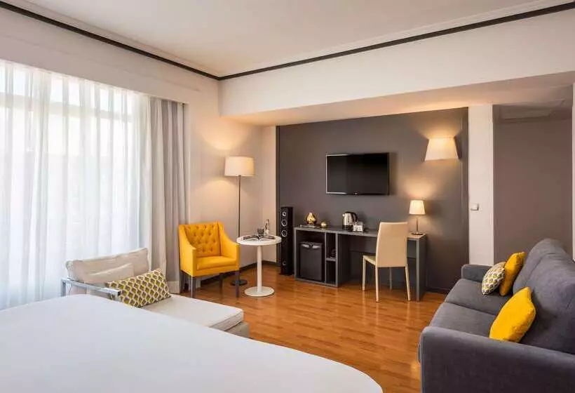 Fotos del hotel Madrid Plaza De España Affiliated By Meliá:  6