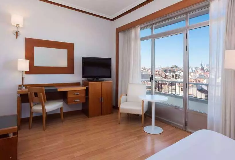 Fotos del hotel Madrid Plaza De España Affiliated By Meliá:  44
