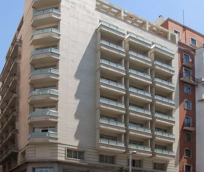 Fotos del hotel Madrid Plaza De España Affiliated By Meliá:  40