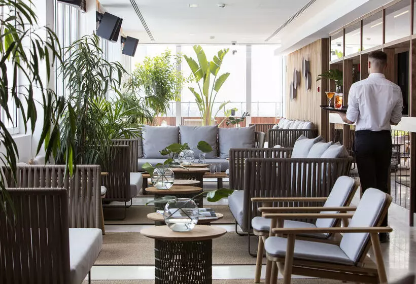 Fotos del hotel Me Madrid Reina Victoria By Meliá:  38