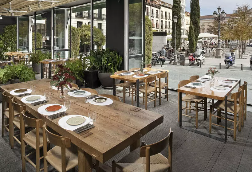 Fotos del hotel Me Madrid Reina Victoria By Meliá:  48