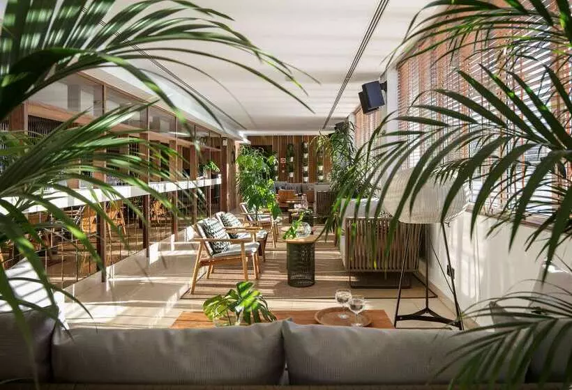 Fotos del hotel Me Madrid Reina Victoria By Meliá:  49