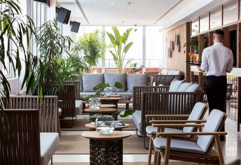 Fotos del hotel Me Madrid Reina Victoria By Meliá:  50