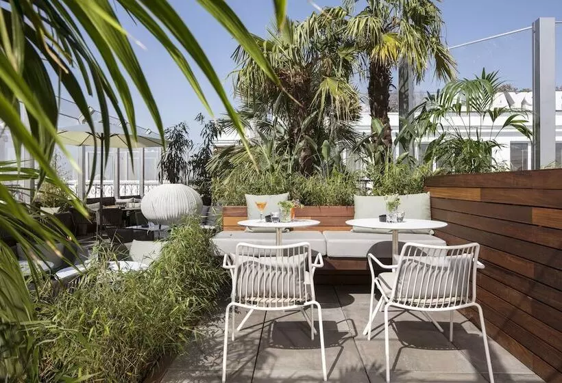 Fotos del hotel Me Madrid Reina Victoria By Meliá:  46