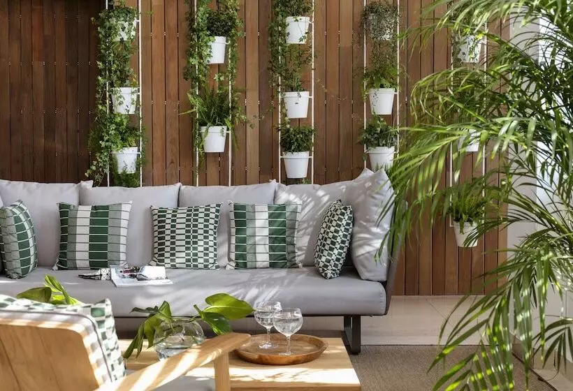 Fotos del hotel Me Madrid Reina Victoria By Meliá:  41