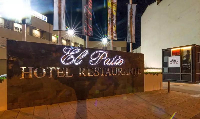 Fotos del hotel El Patio:  7