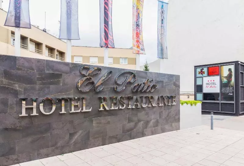 Fotos del hotel El Patio:  10