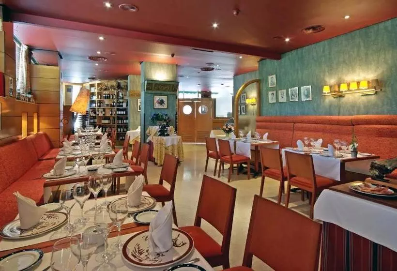 Fotos del hotel Tryp Valladolid Sofía Parquesol:  4