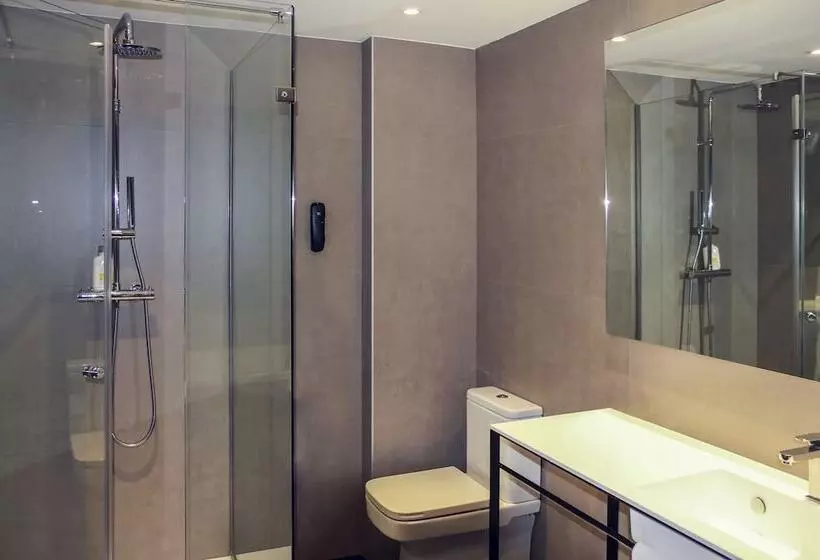 Fotos del hotel Mercure Madrid Centro:  10