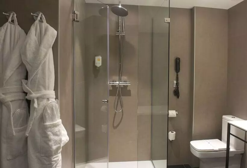 Fotos del hotel Mercure Madrid Centro:  5