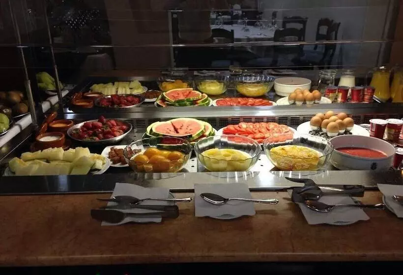 Fotos del hotel Peña De Arcos:  4