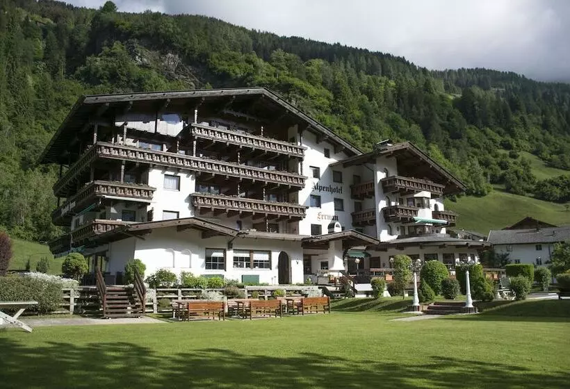 Fotos del hotel Alpenhotel Fernau:  12