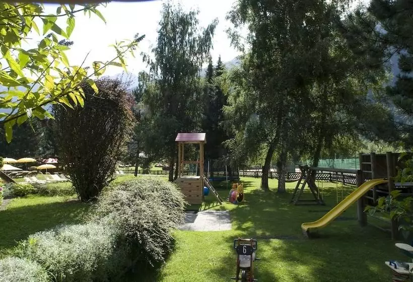 Fotos del hotel Alpenhotel Fernau:  4