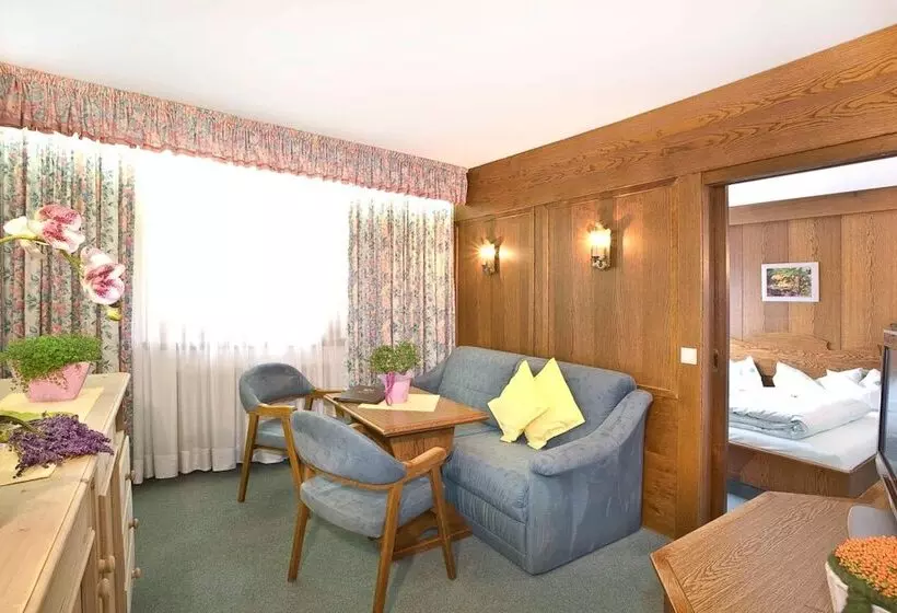 Fotos del hotel Alpenhotel Fernau:  13