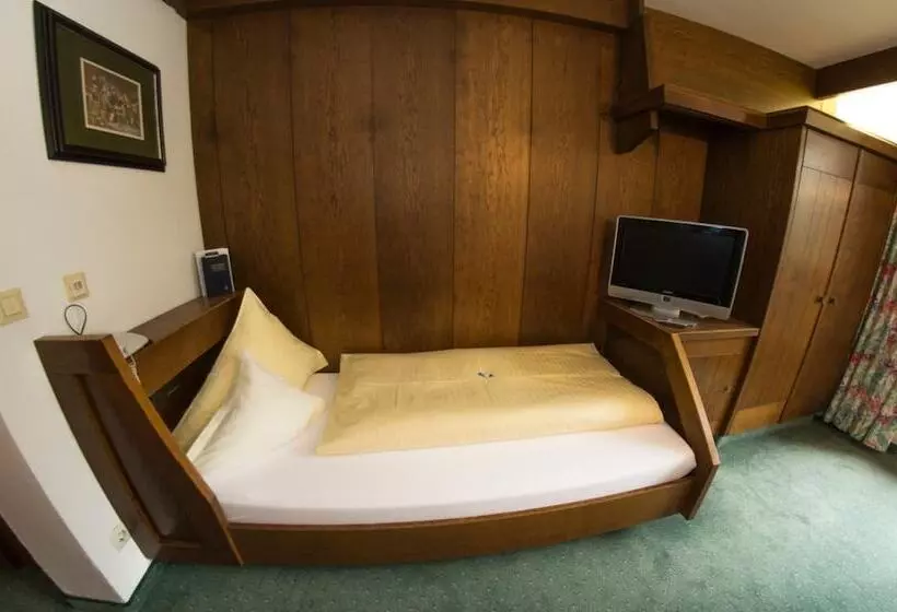 Fotos del hotel Alpenhotel Fernau:  17