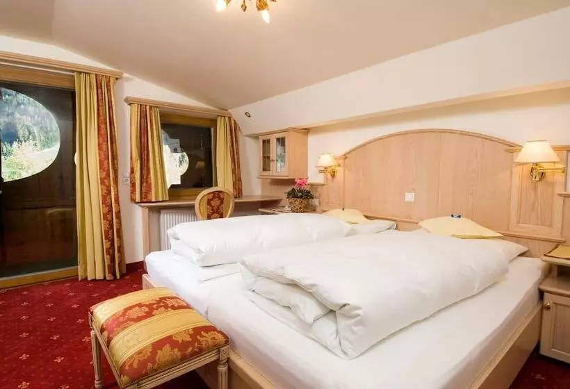 Fotos del hotel Alpenhotel Fernau:  2