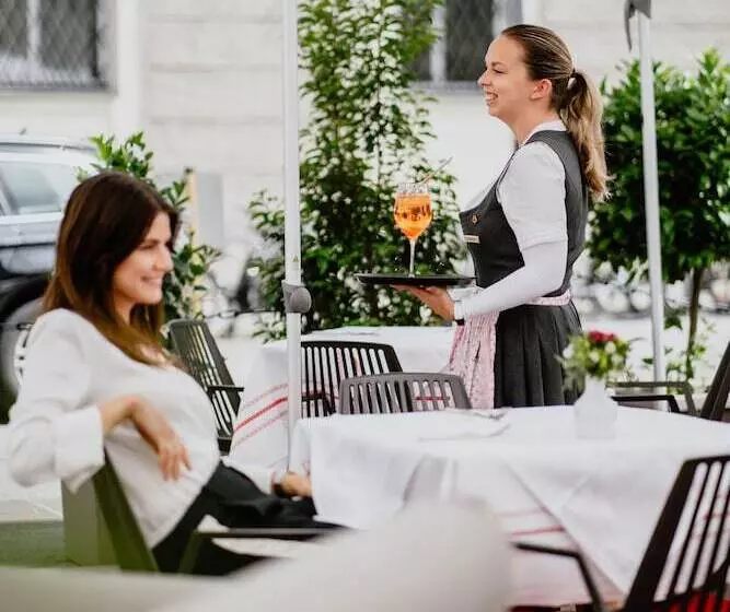 Fotos del hotel Goldener Hirsch, A Luxury Collection Hotel, Salzburg:  25