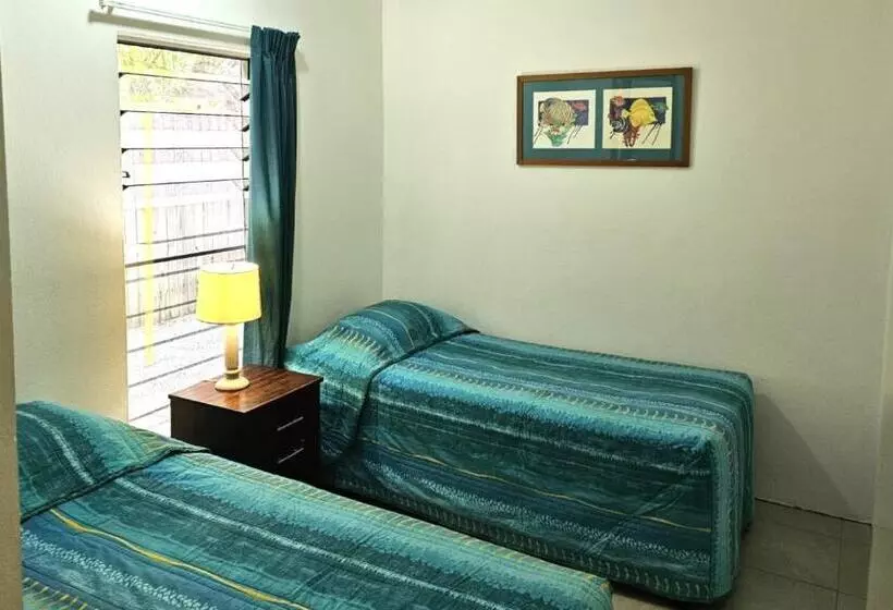 Fotos del hotel Mango Tree Holiday Apartments:  23