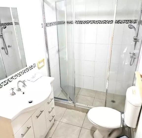 Fotos del hotel Mango Tree Holiday Apartments:  5