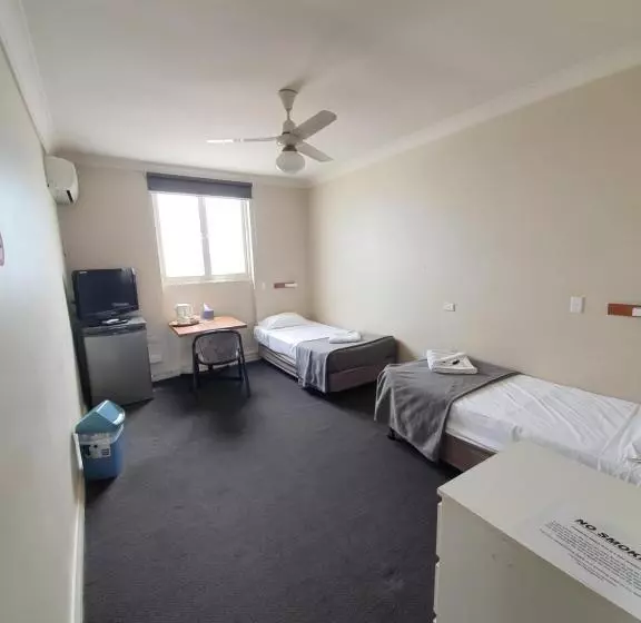 Fotos del hotel Allen:  10