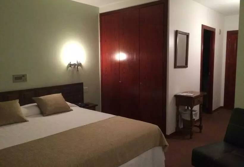 Fotos del hotel Folch:  25