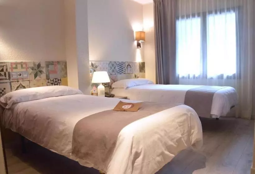 Fotos del hotel Tudel:  7