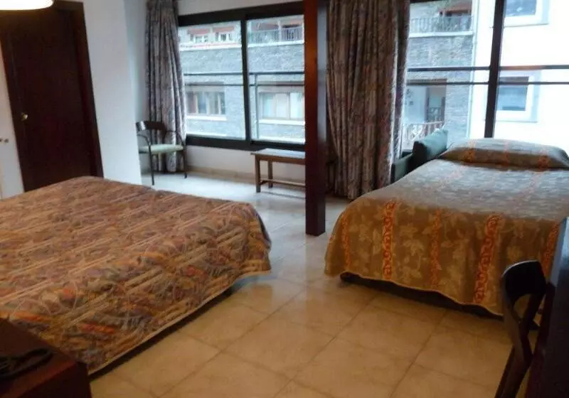 Fotos del hotel Tudel:  25