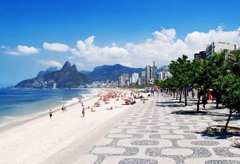 Fotos del hotel Clh Suites Copacabana Domingos Ferreira:  18