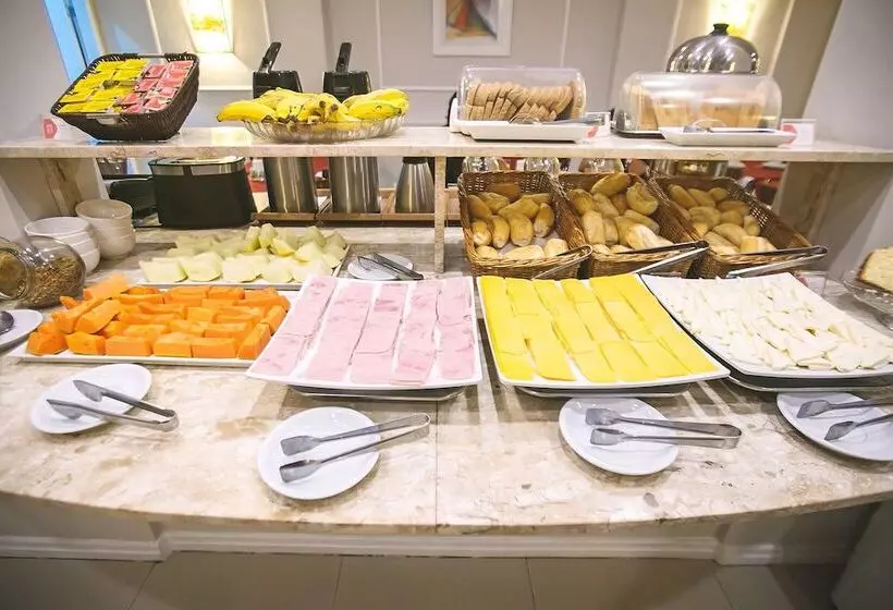 Fotos del hotel Clh Suites Copacabana Domingos Ferreira:  5