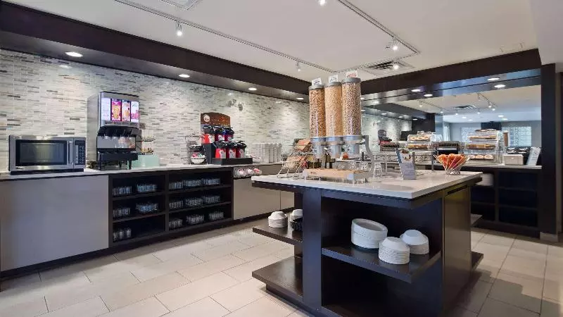 Fotos del hotel Best Western Plus Ottawa Downtown Suites:  5