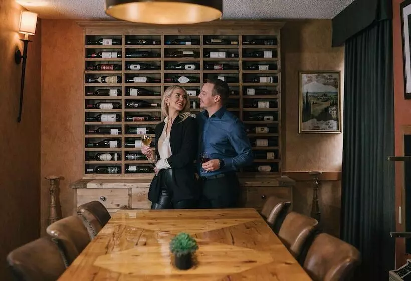 Fotos del hotel Executive Inn Whistler:  4