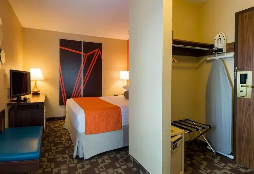 Fotos del hotel Howard Johnson Plaza By Wyndham By The Falls Niagara Falls:  7