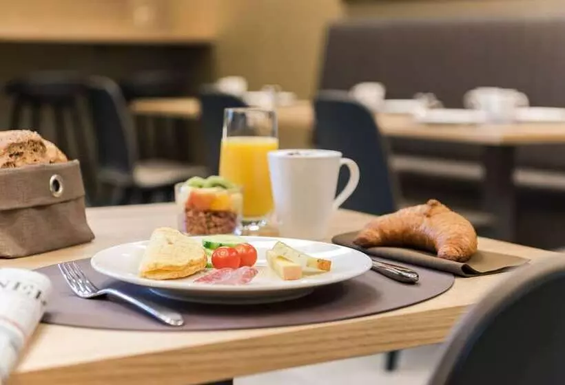 Fotos del hotel Savoy:  3