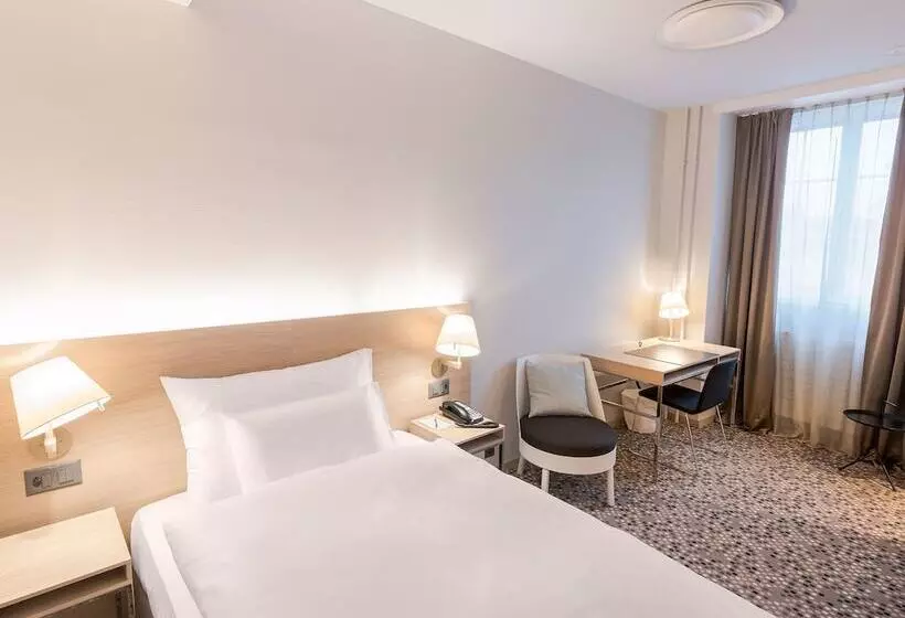 Fotos del hotel Savoy:  10