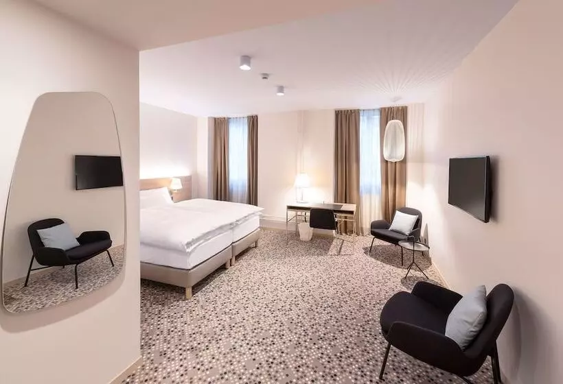 Fotos del hotel Savoy:  9